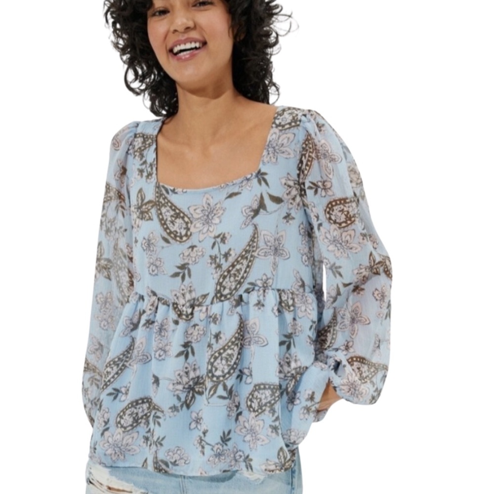 American Eagle Outfitters Blue Floral Blouse